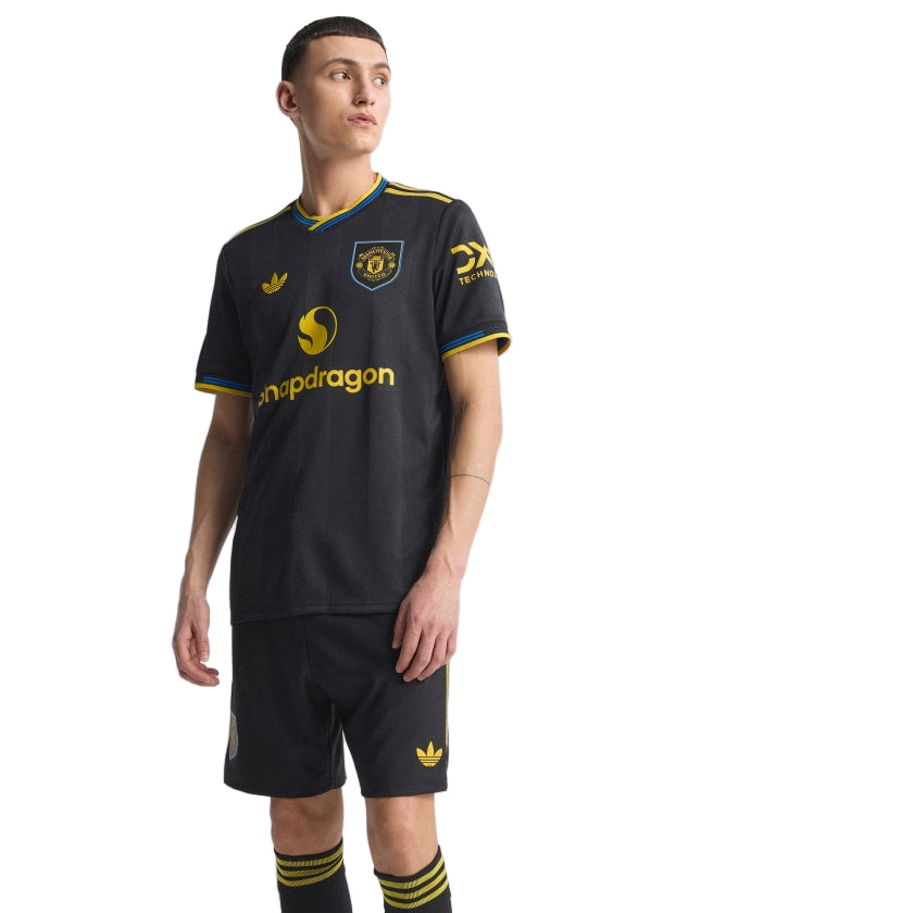 adidas Casemiro Men's Manchester United Authentic Third Jersey 25/26 w/ NRFR + EPL Patches (Black)