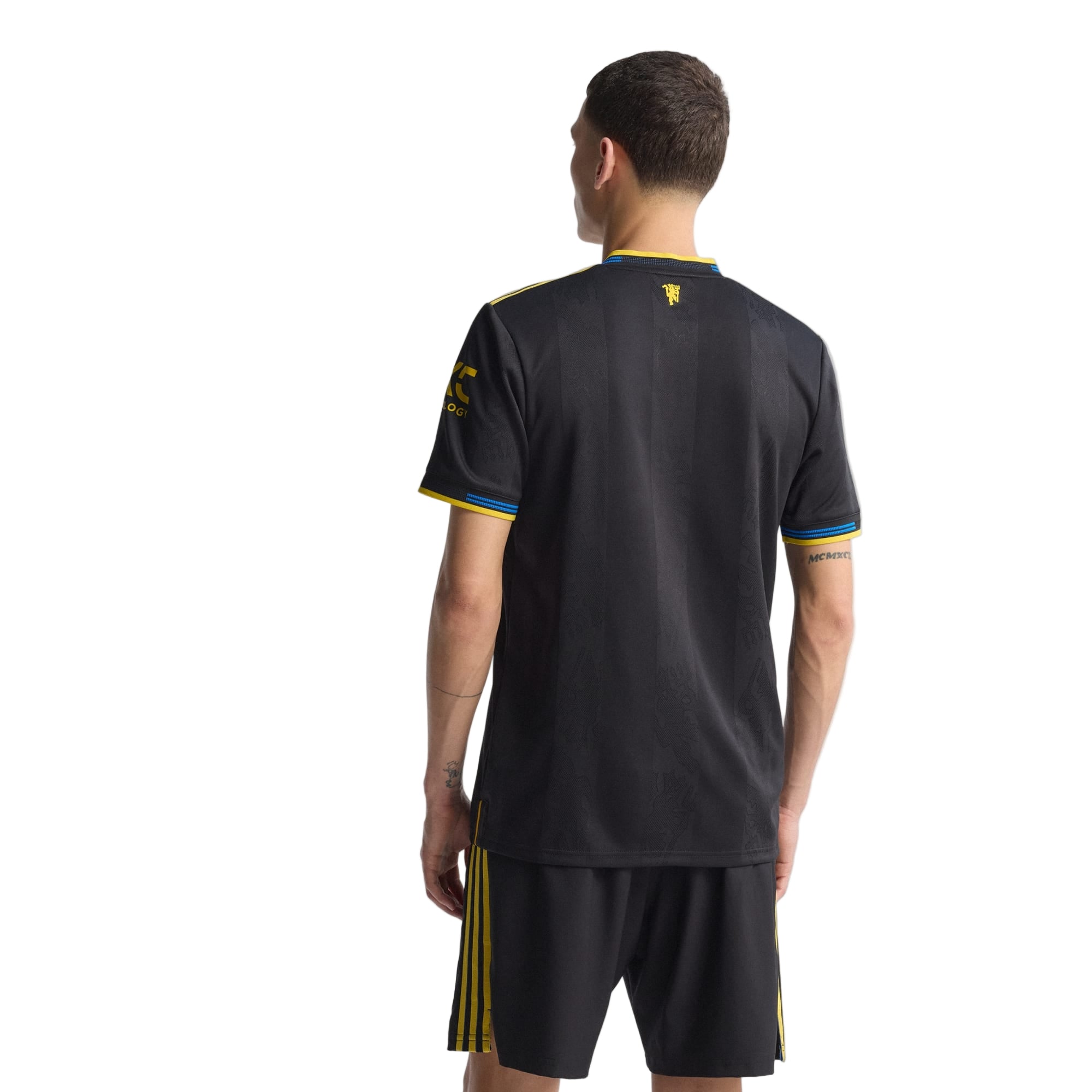 adidas Sesko Men's Manchester United Authentic Third Jersey 25/26 w/ NRFR + EPL Patches (Black)