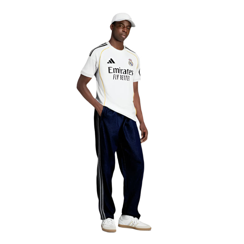 adidas Mens Endrick Real Madrid 25/26 Home Jersey w/ Champions League Patches (White)